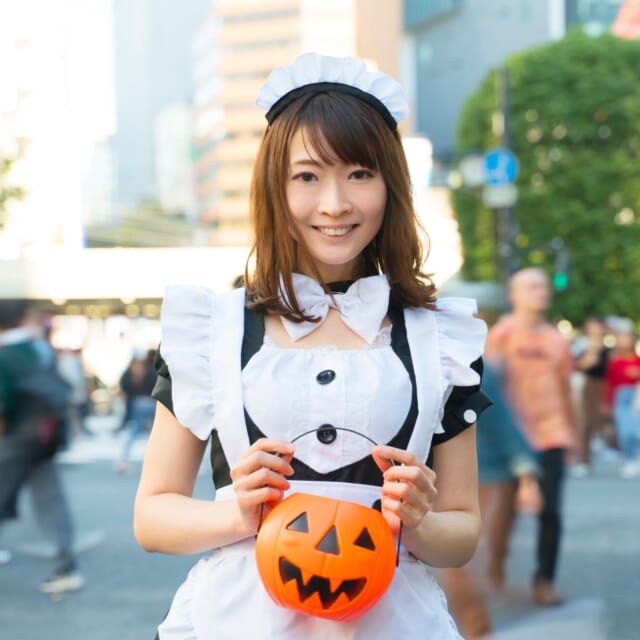 チャットもいよいよハロウィンモード全開で盛り上がってきました🎃
コスプレは非日常が楽しめてテンション上がりますよね♪
お客さんも増える人気イベントなのでみんなで盛り上がりましょう〜♡  #チャットレディ #ライバー女子 #日払い #コスプレ女子 #Halloween